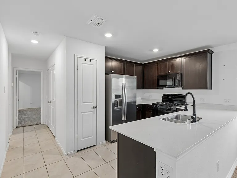 9709 Trusler Rd — Photo 4