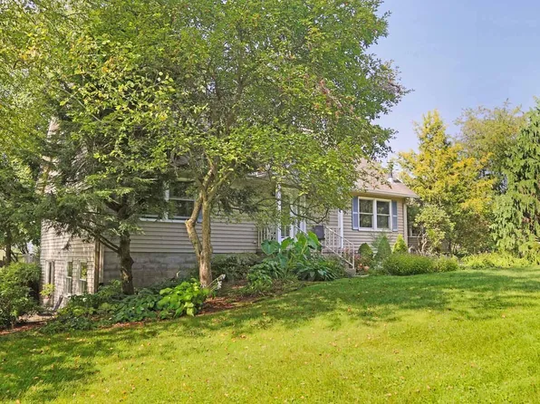 24704 Lepley Rd, Gambier, OH 43022