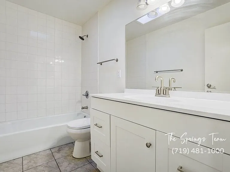 7240 Sullivan Cir — Photo 36