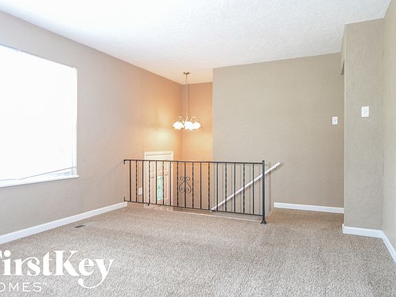 4th image of 4900 Dorsie Dr