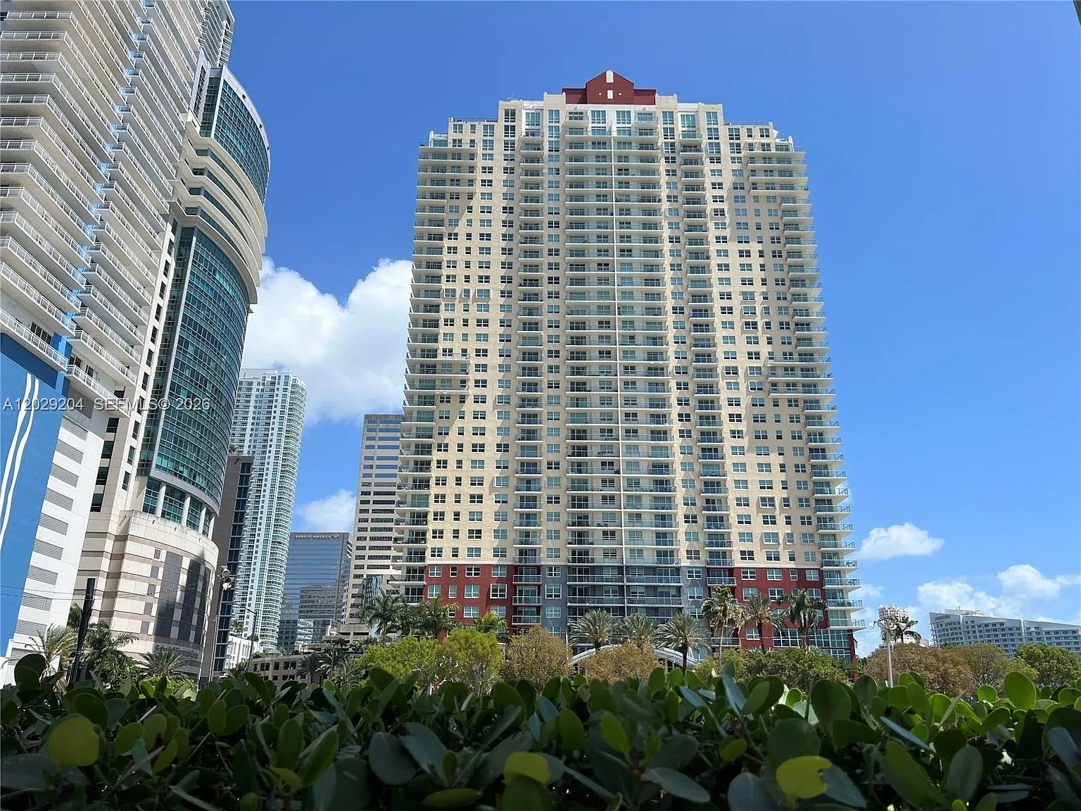 The Mark On Brickell Cond — Photo 1
