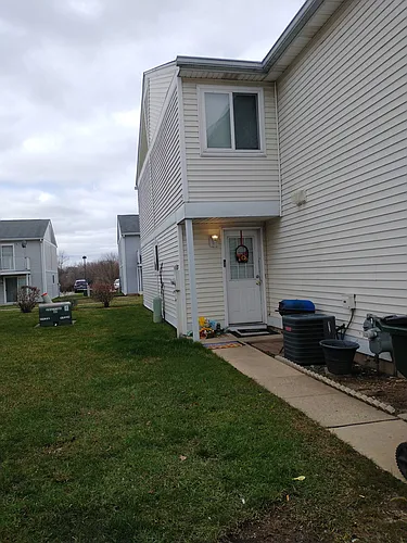 489 Meadow Green Ln Photo 1