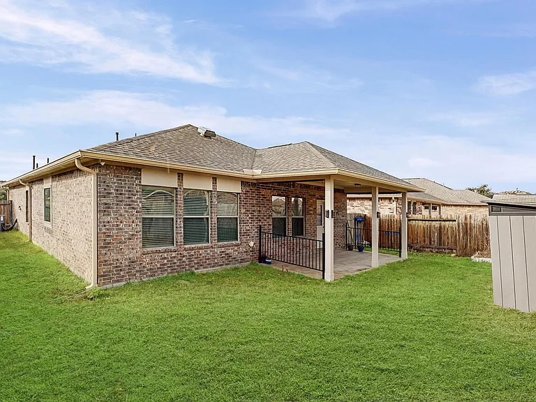 22522 Rustic Valley Ct — Photo 14