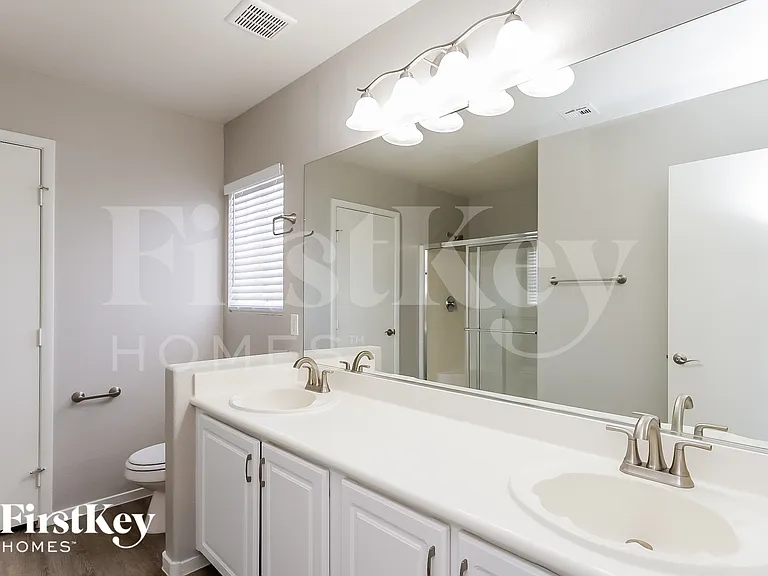 10174 Pennyroyal St — Photo 9