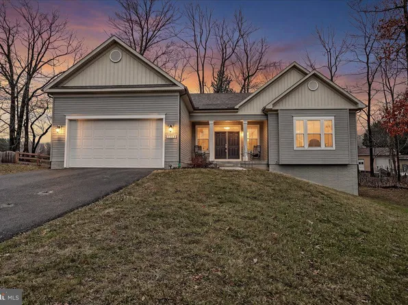 7792 Old Receiver Rd, Frederick, MD 21702