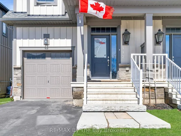 112 Sycamore St, The Blue Mountains, ON L9Y 4E2