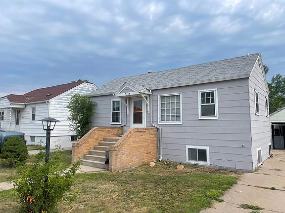 4th image of 1715 W 2nd