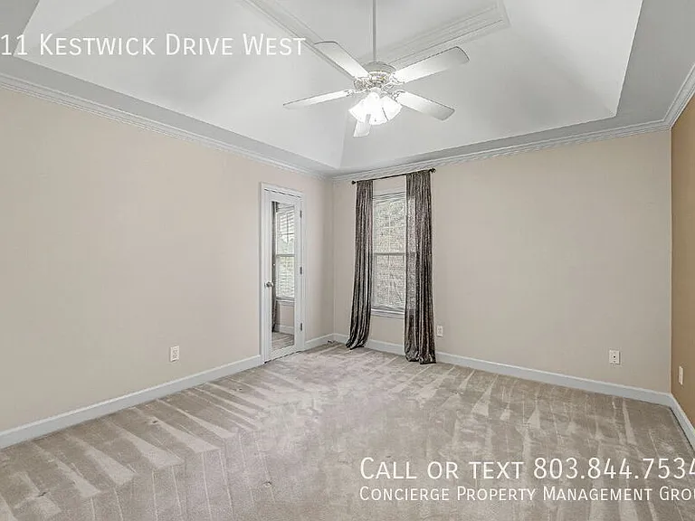 211 Kestwick Dr W — Photo 40