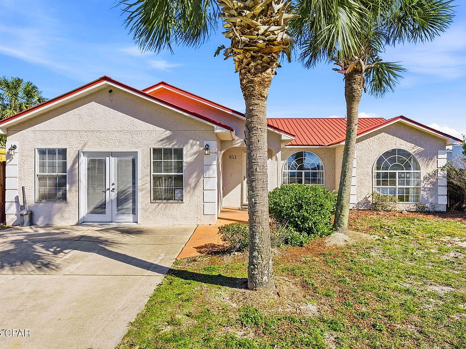 1st image of 611 Granada Cir