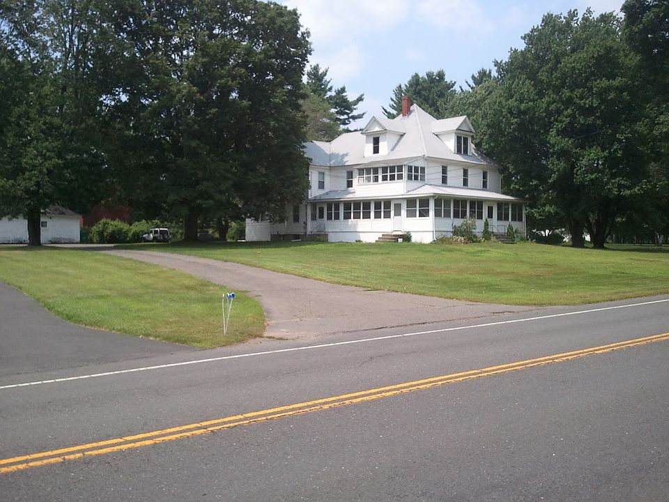 Whole House. 3 Family Home