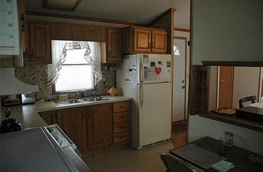 3rd image of 193 Tremont St Unit 3