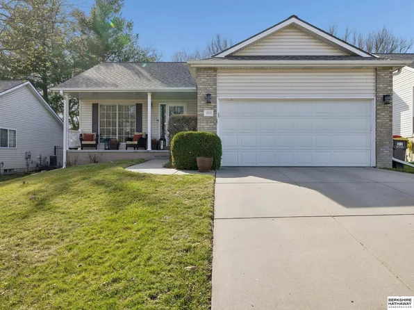 1621 SW 36th St, Lincoln, NE 68522