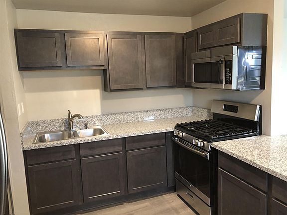 Kitchen - All NEW - stainless appliances and granite