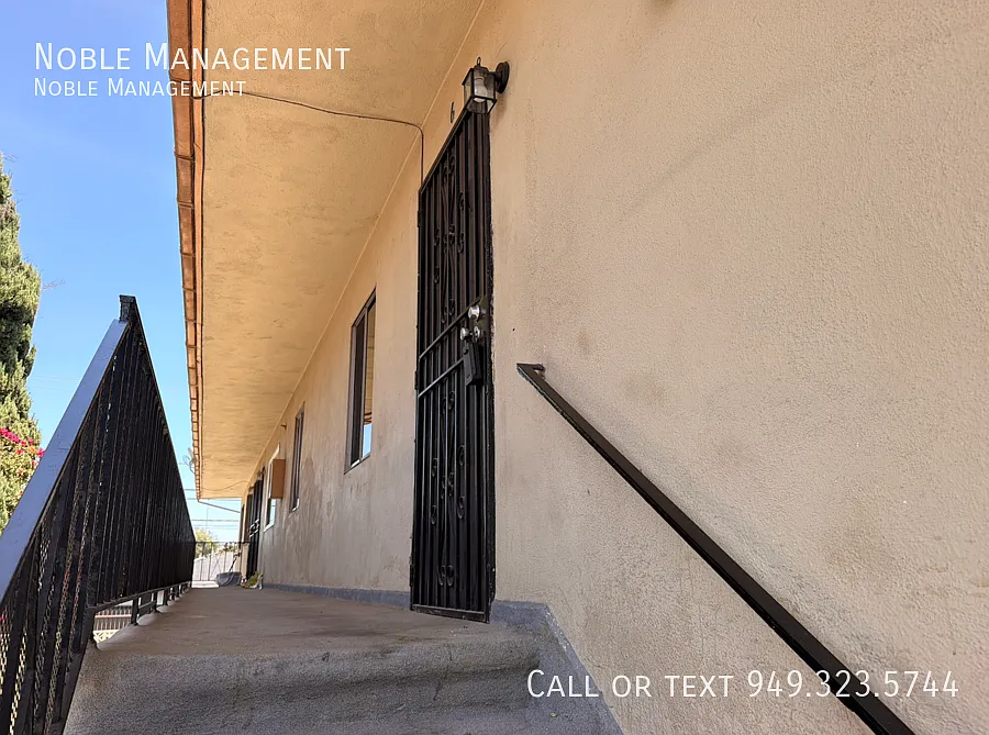 3348 Santa Fe Ave #6