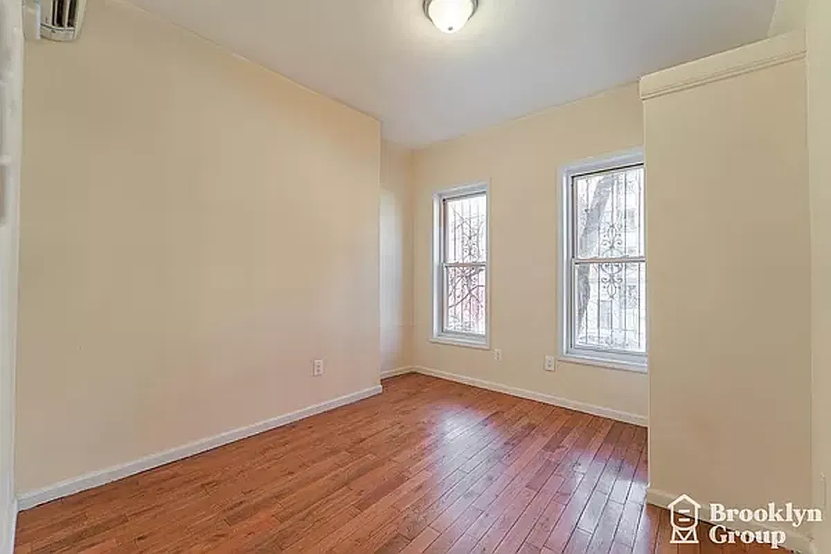 354 Lexington Avenue — Photo 4