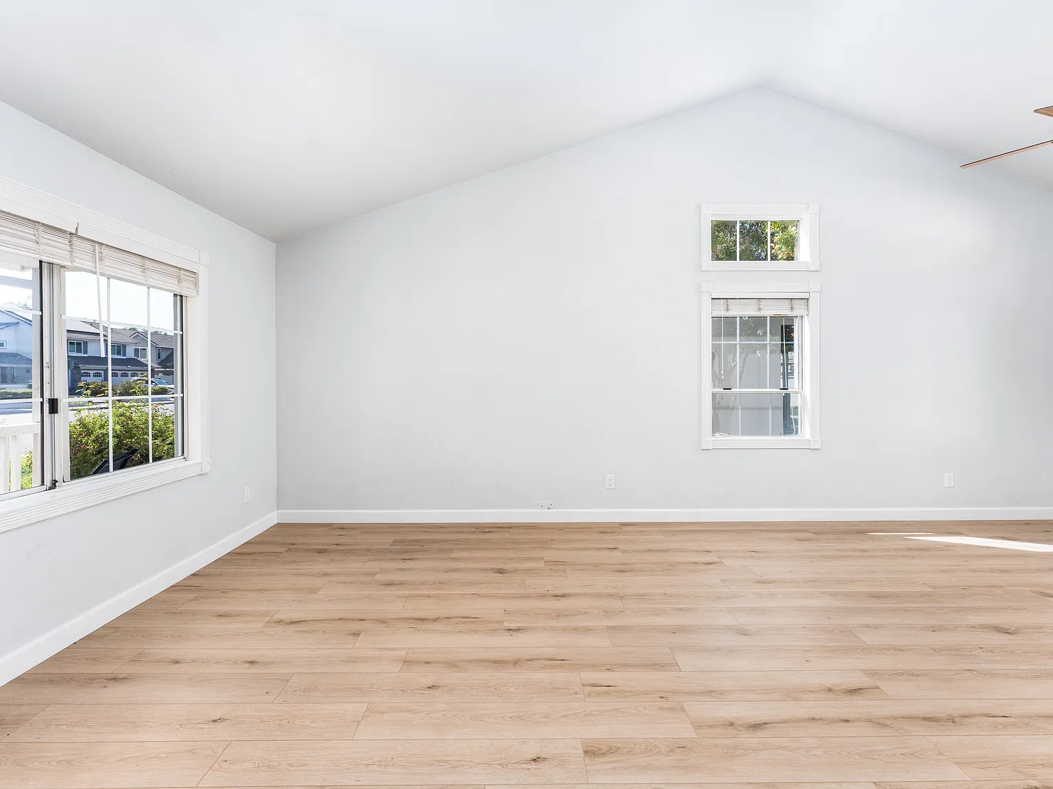30243 Marne Way — Photo 4