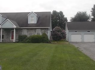 2090 Gomer Rd, Chambersburg, PA 17202