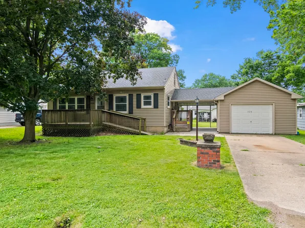 3241 S 1st St, Southern View, IL 62703