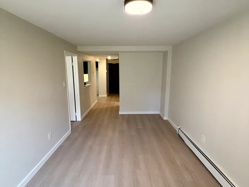 6014 83rd Pl