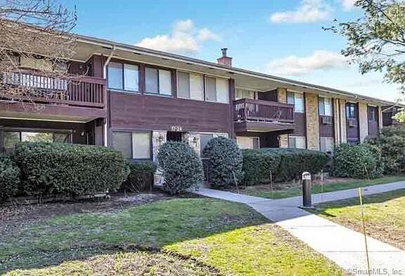 2nd image of 154 Cold Spring Rd APT 19