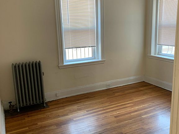 3rd image of 366 Riverway St