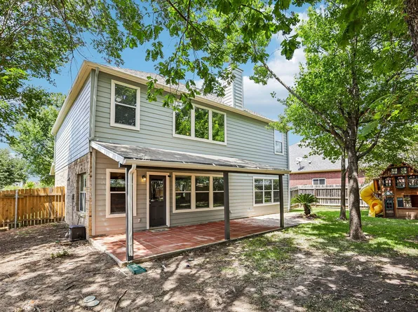 2821 Purple Thistle Dr, Pflugerville, TX 78660