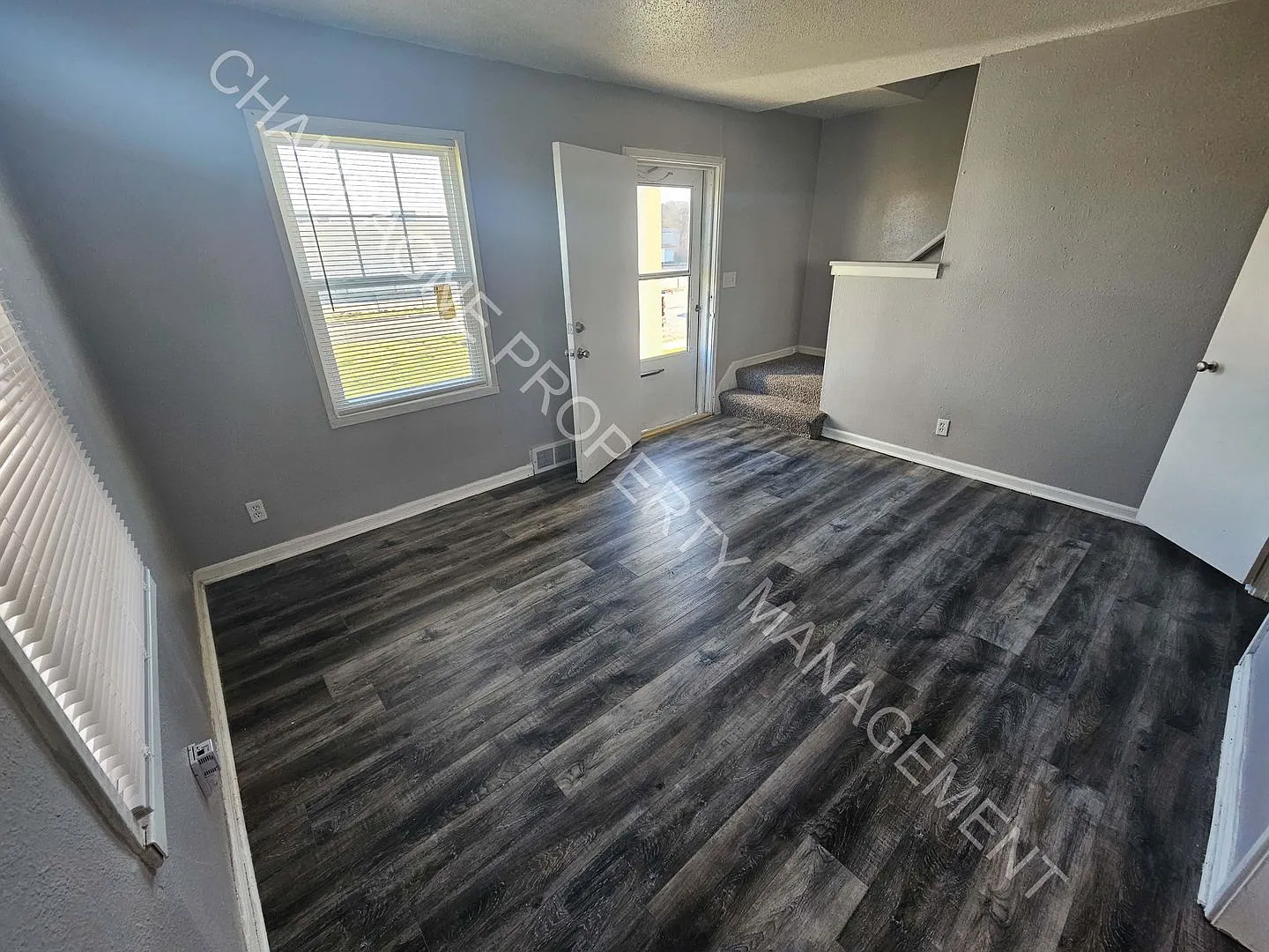 9508-9510 Harrison St. — Photo 2