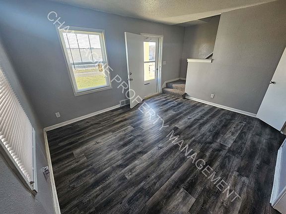 2nd image of 9508-9510 Harrison St