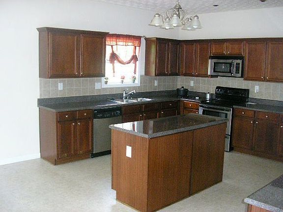3rd image of 1334 Lower Falls Dr