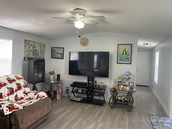 3rd image of 11513 Lamplighter Ln