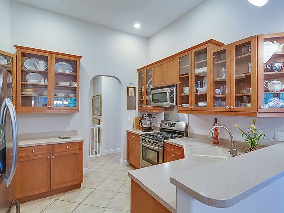 3rd image of 53445 Winterberry Ct