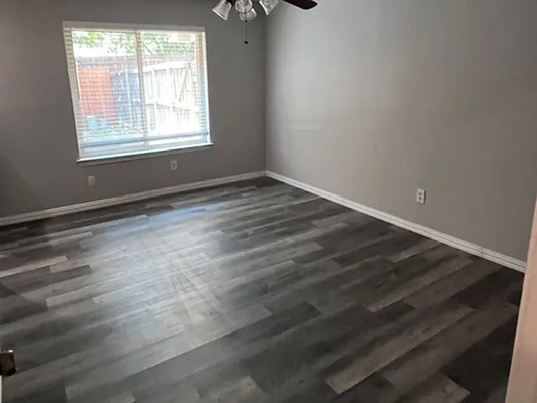 3013 Clover Ln — Photo 10