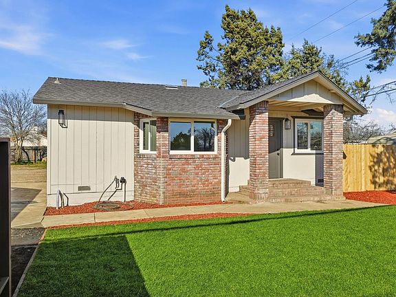 2nd image of 817 Q St