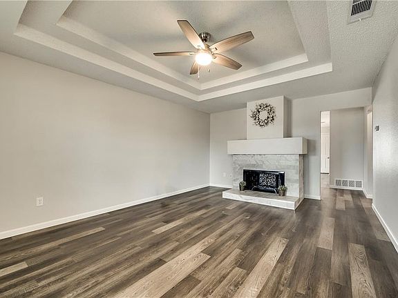 5th image of 5333 Northridge Blvd