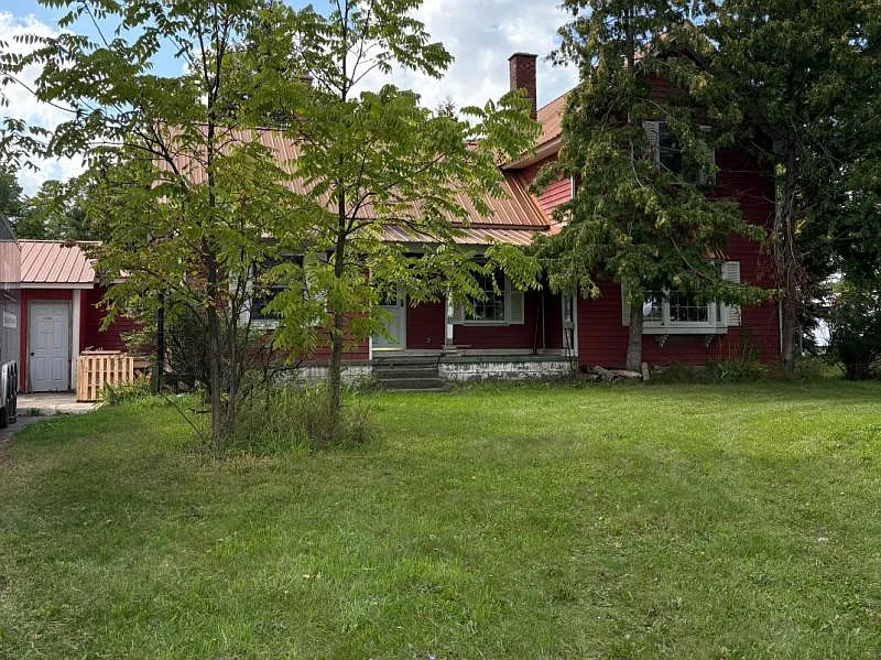 5460 Gagetown Rd photo 1