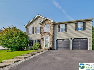 5007 Foxdale Dr, Whitehall, PA, 18052