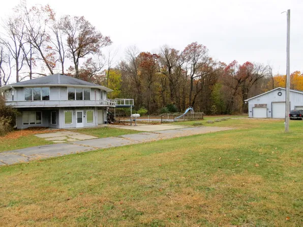 10380 Somerville Rd, Rives Junction, MI 49277