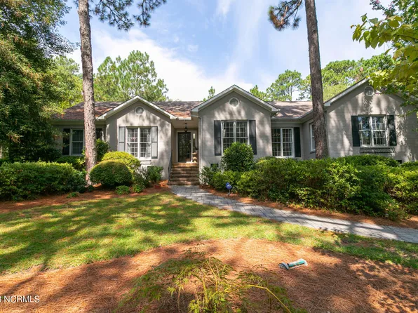 15 Mckenzie Road E, Pinehurst, NC 28374