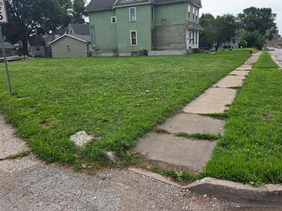 117 S Pine St, Davenport, IA, 52802