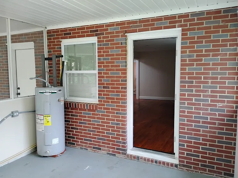 244 Parker Dr — Photo 18