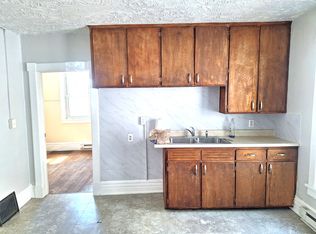 1129 Howard St, Port Huron, MI 48060