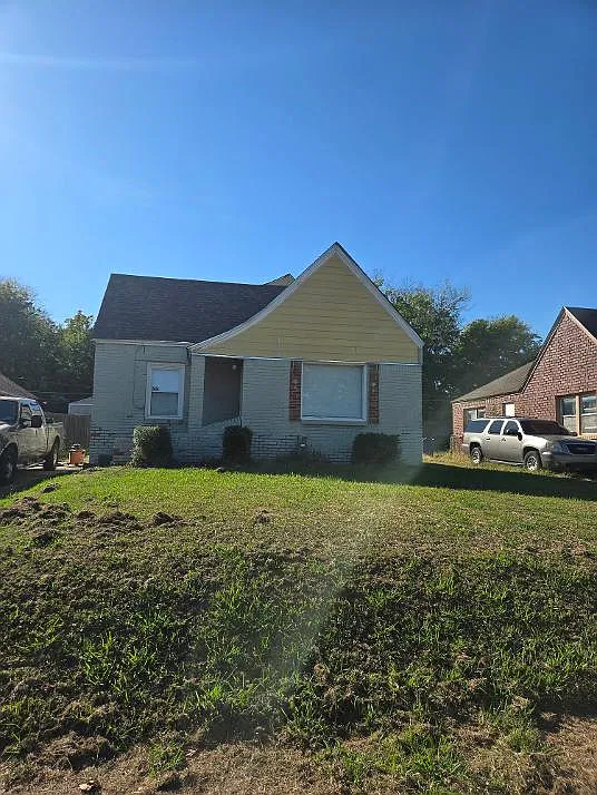 2 bed, 974 sqft, $1,100 — Photo 2