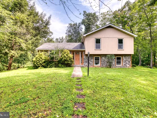8497 Kilby Woods Dr, Culpeper, VA 22701