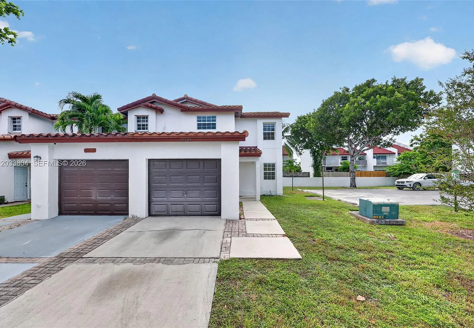 Saga Bay Townhomes — Photo 3