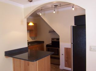 285 Pine St APT 1, Bangor, ME 04401