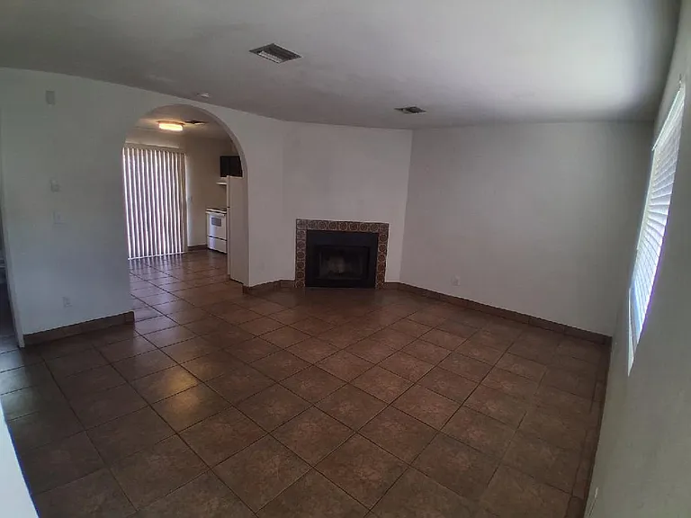 1500 N Catalina Ave #8 — Photo 3