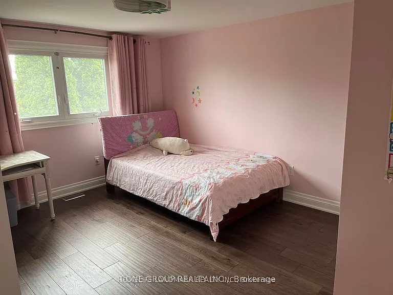 95 Dunbar Cres — Photo 8