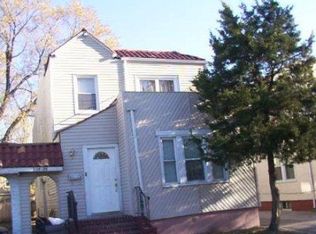 13439 233rd St, Rosedale, NY 11422