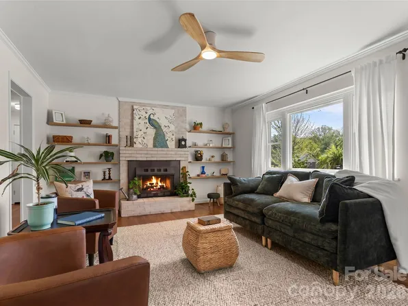 97 Allison Rd, Brevard, NC 28712