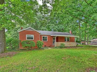 1701 W Sugar Creek Rd, Charlotte, NC 28269